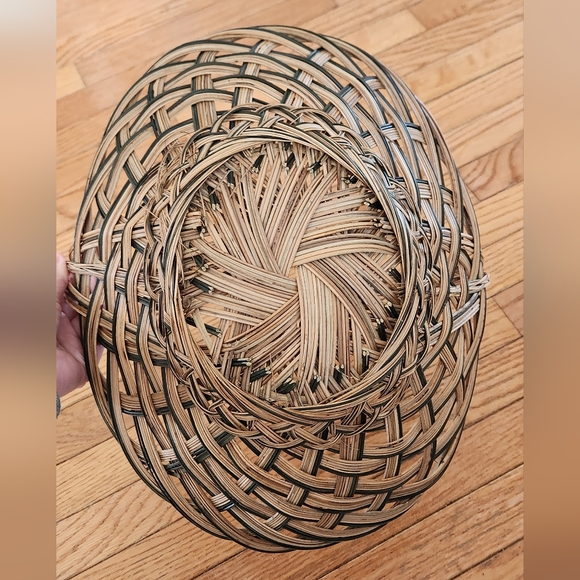 Woven Wicker Basket - Picture 4 of 5